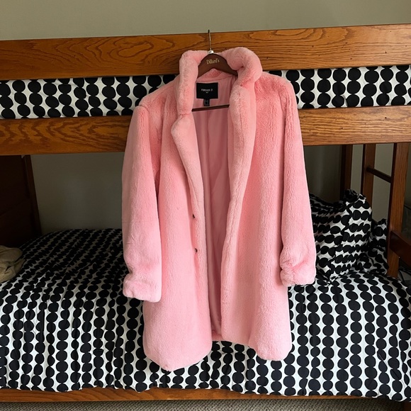 Forever 21 Other - Fun pink men’s teddy bear coat